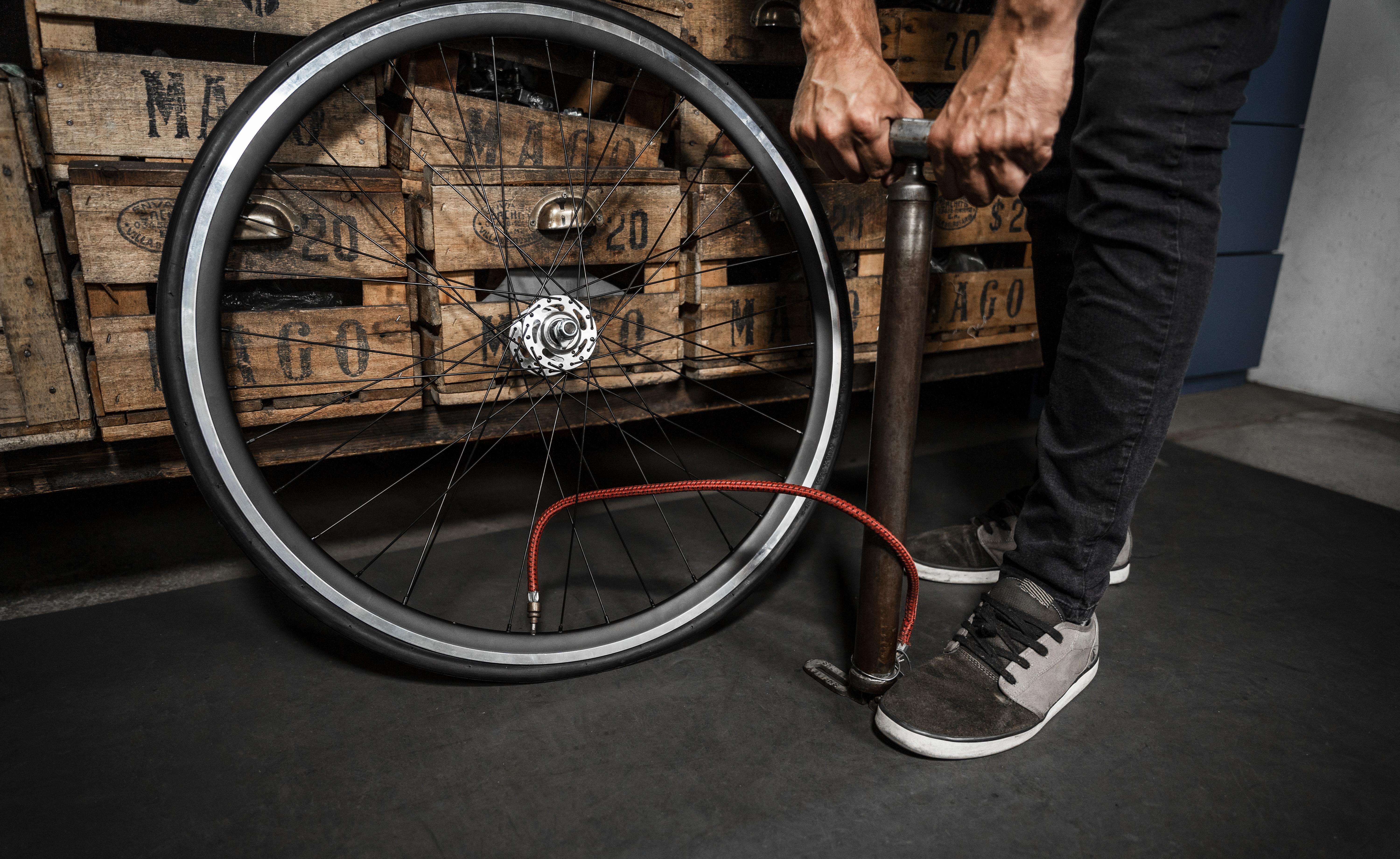 How to Fix a Flat Tyre