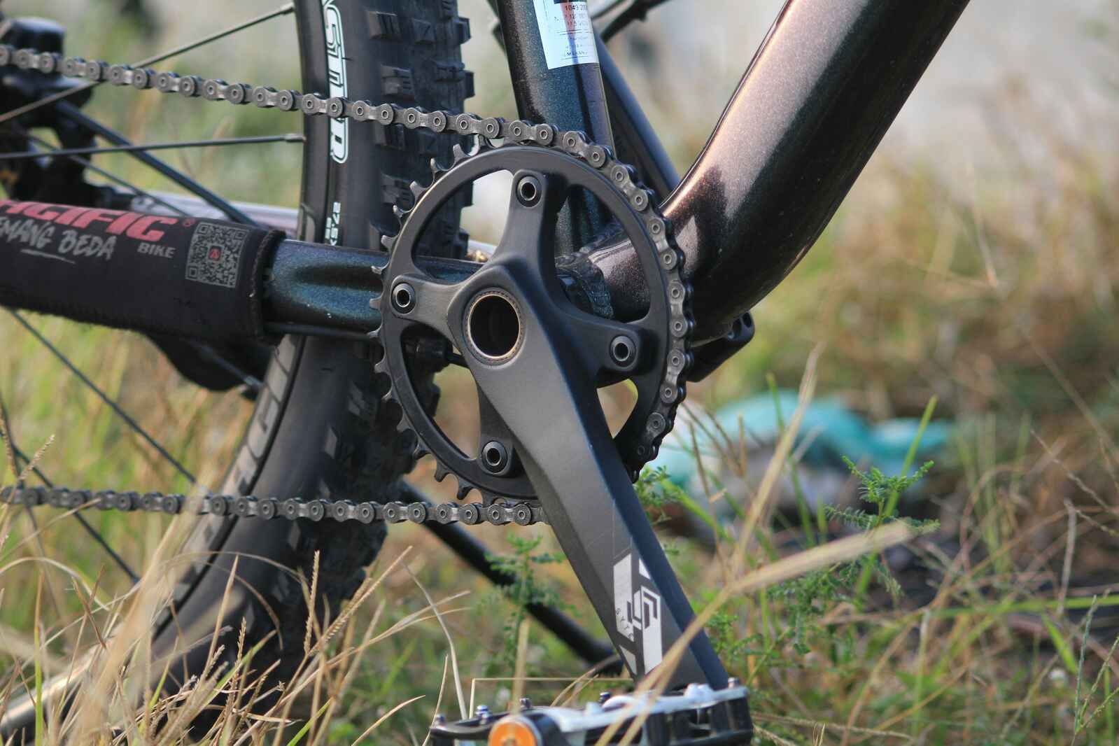 How to Fix a Pedal Crank on a Bike